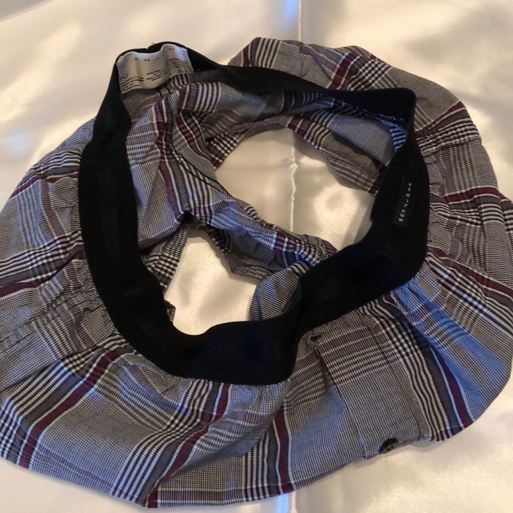 Men’s Sean John Plaid Boxer - Picture 3 of 4